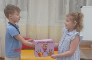 «Только ссориться друзьям никогда не надо!» «Только ссориться друзьям никогда не надо!».